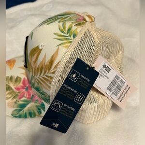 Floral Mesh-Back Cap